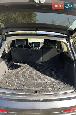 Внедорожник / Кроссовер Audi Q7 2011 в 