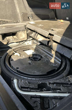 Внедорожник / Кроссовер Audi Q7 2011 в 