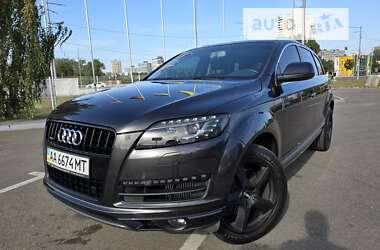 Позашляховик / Кросовер Audi Q7 2014 в Києві