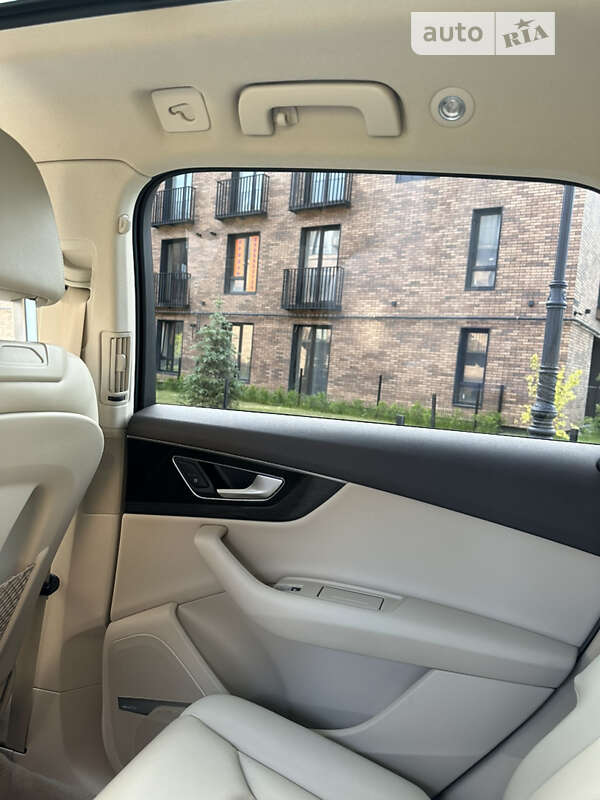 Внедорожник / Кроссовер Audi Q7 2016 в Ивано-Франковске