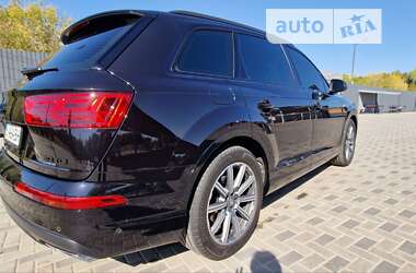 Позашляховик / Кросовер Audi Q7 2018 в Полтаві