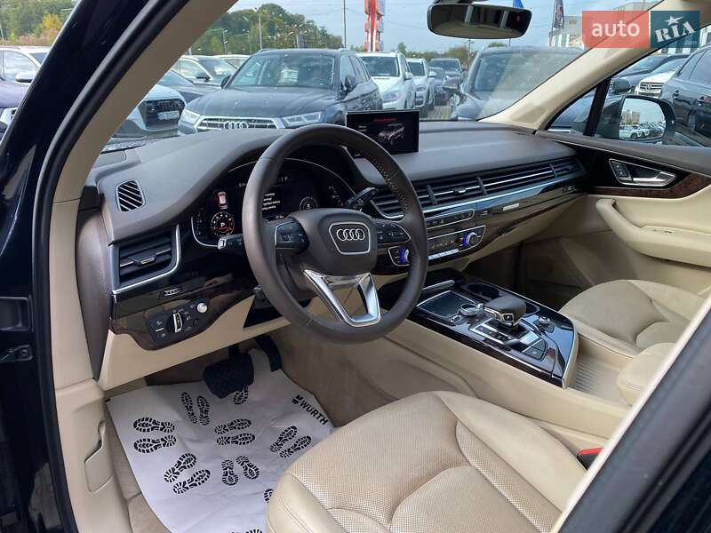 Внедорожник / Кроссовер Audi Q7 2016 в Львове