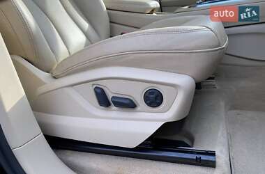 Позашляховик / Кросовер Audi Q7 2016 в 