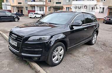 Внедорожник / Кроссовер Audi Q7 2010 в Нововолынске