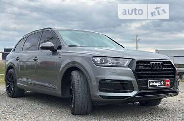 Позашляховик / Кросовер Audi Q7 2015 в Львові