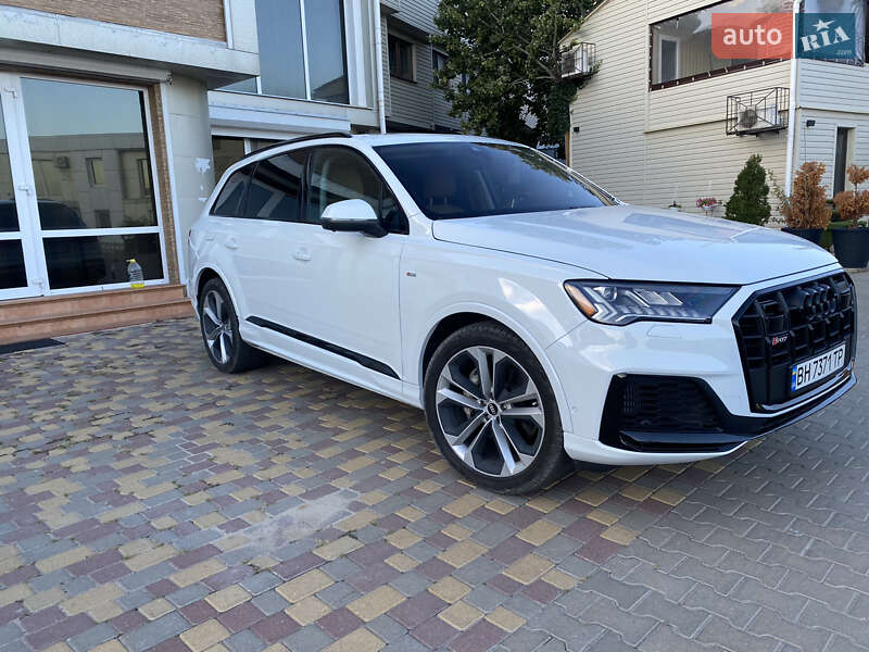 Позашляховик / Кросовер Audi Q7 2020 в Одесі
