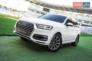 Позашляховик / Кросовер Audi Q7 2016 в Одесі