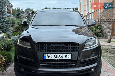 Позашляховик / Кросовер Audi Q7 2007 в Вараші