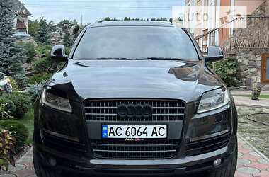 Позашляховик / Кросовер Audi Q7 2007 в Вараші