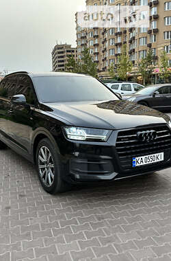 Внедорожник / Кроссовер Audi Q7 2019 в Киеве