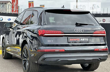 Внедорожник / Кроссовер Audi Q7 2020 в Киеве