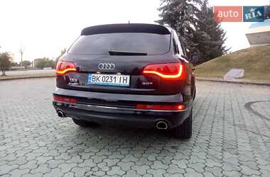 Позашляховик / Кросовер Audi Q7 2014 в 