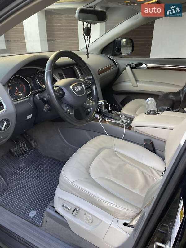 Внедорожник / Кроссовер Audi Q7 2011 в Запорожье
