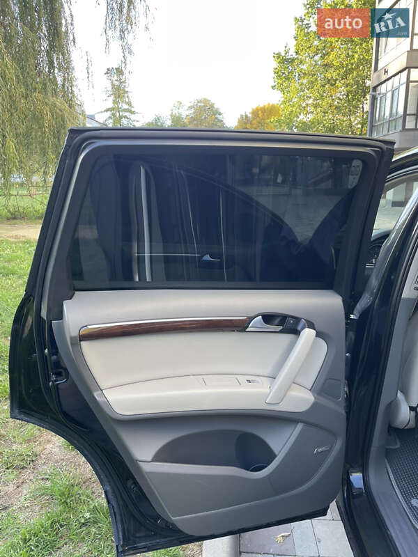 Внедорожник / Кроссовер Audi Q7 2011 в Запорожье