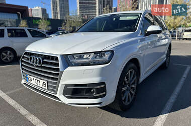 Внедорожник / Кроссовер Audi Q7 2017 в Киеве