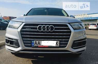 Позашляховик / Кросовер Audi Q7 2016 в Києві