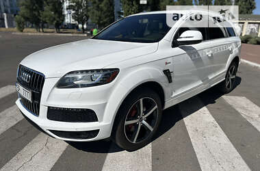 Позашляховик / Кросовер Audi Q7 2011 в Черкасах