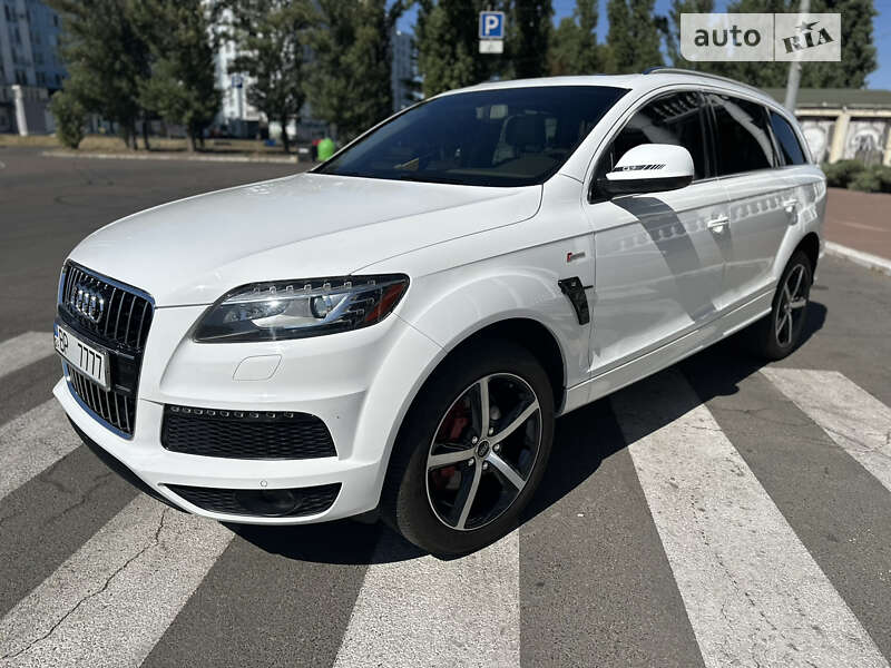 Позашляховик / Кросовер Audi Q7 2011 в Черкасах