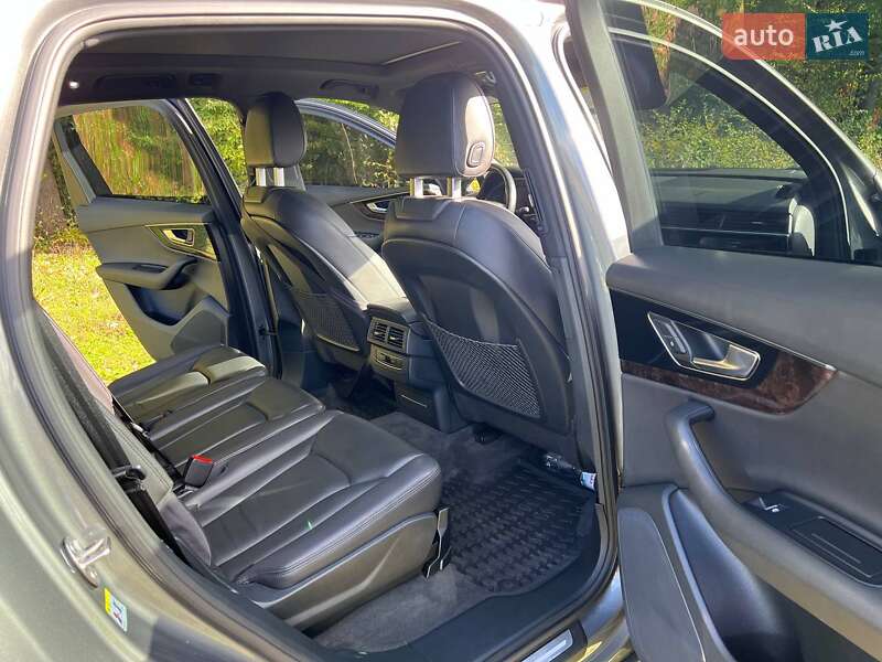 Внедорожник / Кроссовер Audi Q7 2016 в Ивано-Франковске фото 12 Внедорожник / Кроссовер Audi Q7 2016 в Ивано-Франковске