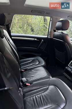 Внедорожник / Кроссовер Audi Q7 2010 в 