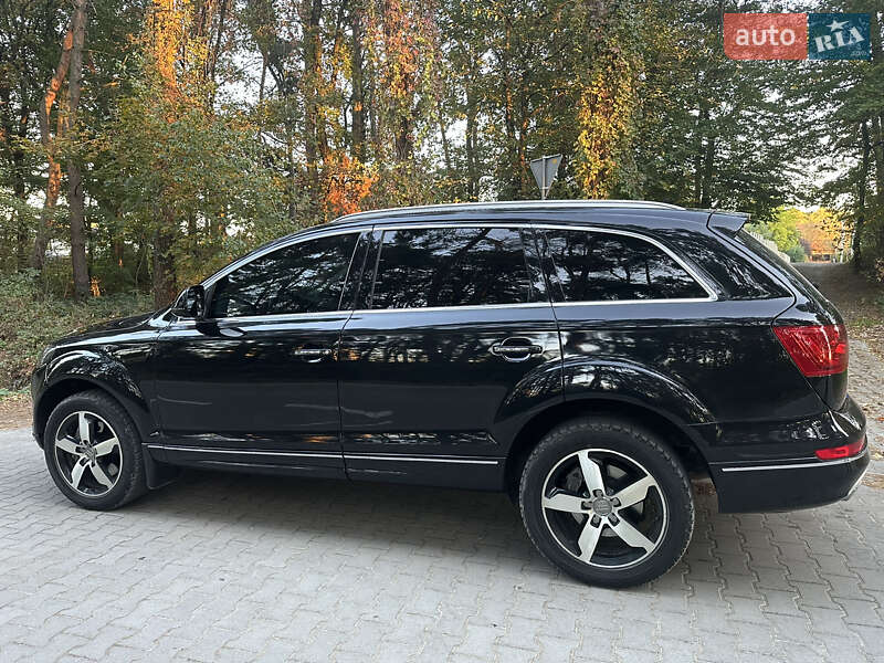 Позашляховик / Кросовер Audi Q7 2012 в Львові