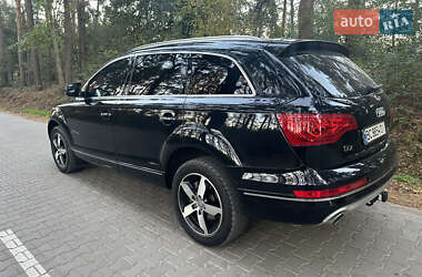 Внедорожник / Кроссовер Audi Q7 2012 в 