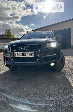 Внедорожник / Кроссовер Audi Q7 2009 в Хотине