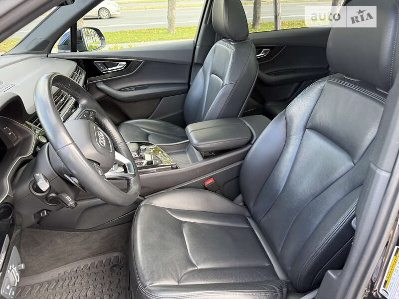 Внедорожник / Кроссовер Audi Q7 2019 в Одессе