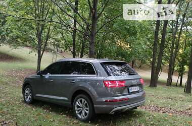 Позашляховик / Кросовер Audi Q7 2017 в Запоріжжі