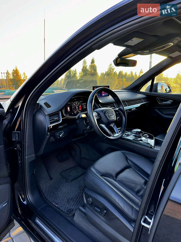 Внедорожник / Кроссовер Audi Q7 2017 в Ровно фото 18 Внедорожник / Кроссовер Audi Q7 2017 в Ровно