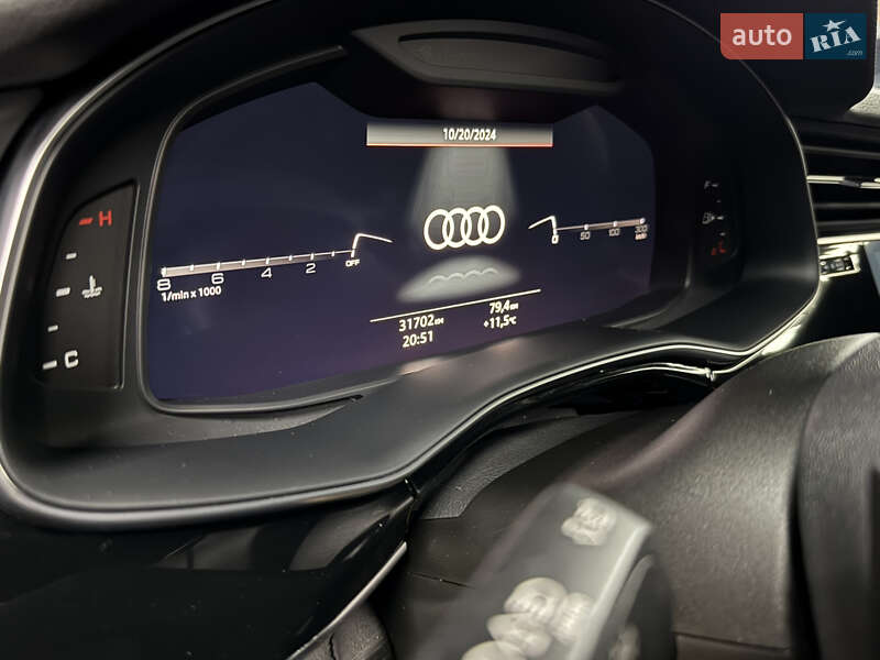 Внедорожник / Кроссовер Audi Q7 2022 в 