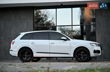 Внедорожник / Кроссовер Audi Q7 2018 в Ужгороде