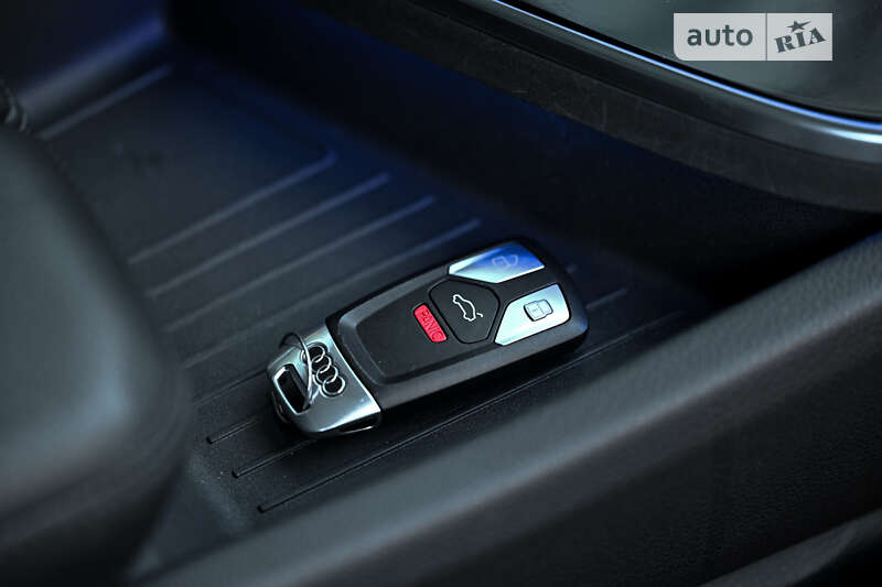 Внедорожник / Кроссовер Audi Q7 2018 в Ужгороде