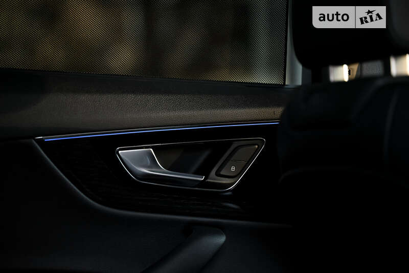 Внедорожник / Кроссовер Audi Q7 2018 в Ужгороде