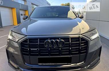 Позашляховик / Кросовер Audi Q7 2023 в Києві