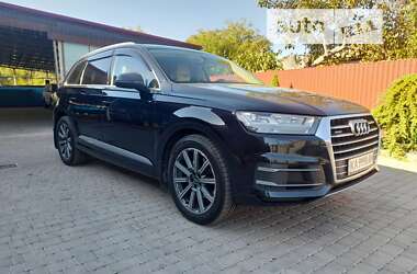 Внедорожник / Кроссовер Audi Q7 2017 в Первомайске