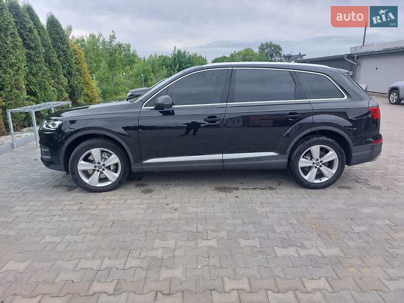 Позашляховик / Кросовер Audi Q7 2015 в Івано-Франківську