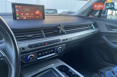 Внедорожник / Кроссовер Audi Q7 2017 в 