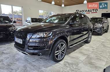 Внедорожник / Кроссовер Audi Q7 2012 в 