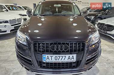 Внедорожник / Кроссовер Audi Q7 2012 в 