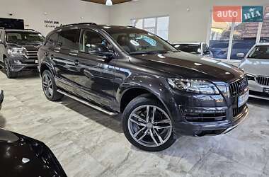 Внедорожник / Кроссовер Audi Q7 2012 в 