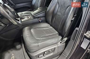 Внедорожник / Кроссовер Audi Q7 2012 в 