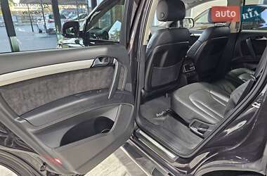 Внедорожник / Кроссовер Audi Q7 2012 в 