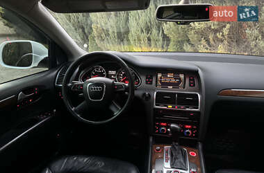 Позашляховик / Кросовер Audi Q7 2011 в Самборі