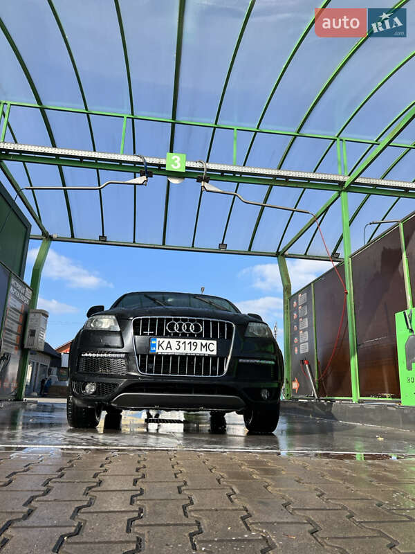 Внедорожник / Кроссовер Audi Q7 2013 в Киеве