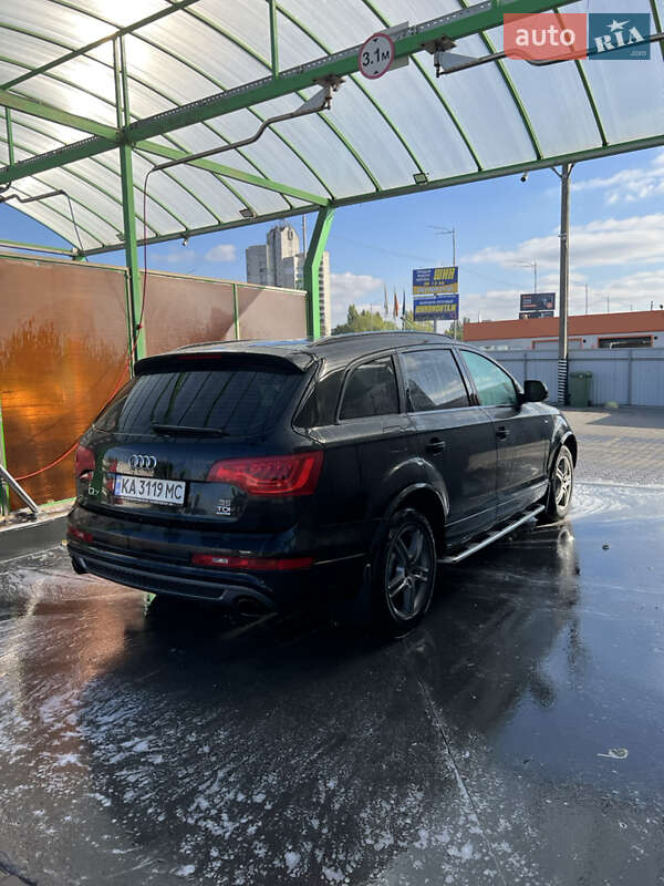 Внедорожник / Кроссовер Audi Q7 2013 в Киеве