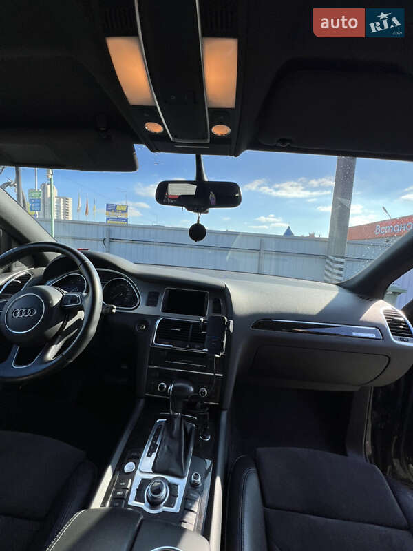 Внедорожник / Кроссовер Audi Q7 2013 в Киеве