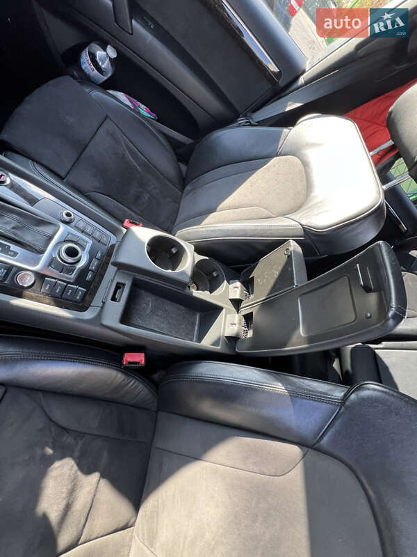 Внедорожник / Кроссовер Audi Q7 2013 в Киеве
