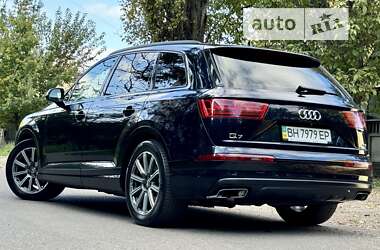 Позашляховик / Кросовер Audi Q7 2017 в Одесі