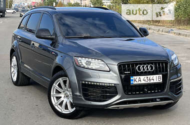 Позашляховик / Кросовер Audi Q7 2015 в Києві